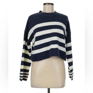 Francesca’s Sincerely Jules Navy Blue White striped cropped wide sleeve sweater